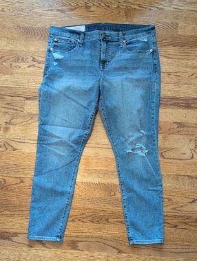 Gap Mid Rise True Skinny Jeans